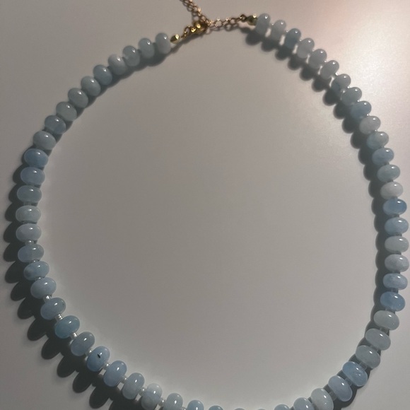 Beaded necklace - Picture 2 of 3